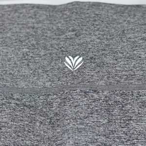 Women’s athletic pants
